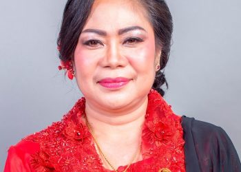 Tekanan Darah Veridiana Huraq Naik Saat Diperiksa Sebelum Vaksinasi