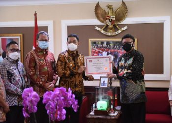 Dua OPD Kota Samarinda Raih Dua Penghargaan Pelayanan Publik dari KemenPAN-RB