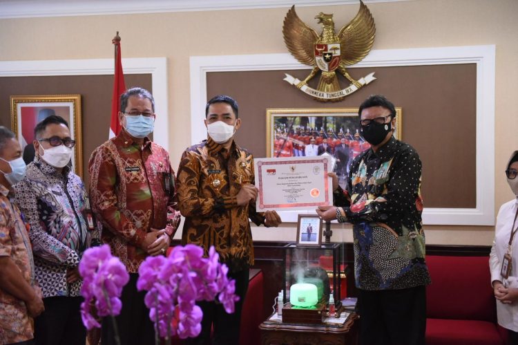 Dua OPD Kota Samarinda Raih Dua Penghargaan Pelayanan Publik dari KemenPAN-RB