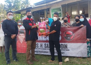 Masyarakat PPU Terima Bantuan Sembako dari Safaruddin, Warga Ucapkan Syukur Alhamdulillah