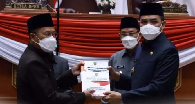 Wali Kota Samarinda Sampaikan LKPJ Tahun 2021 dihadapan Anggota DPRD Kota Samarinda
