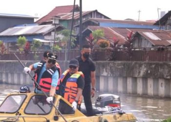 Andi Harun Pimpin Kerja Bakti Massal di Sepanjang SKM