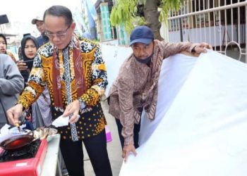 Wawali Rusmadi Hadiri Pemecahan Rekor Membatik terpanjang Se-Kaltim