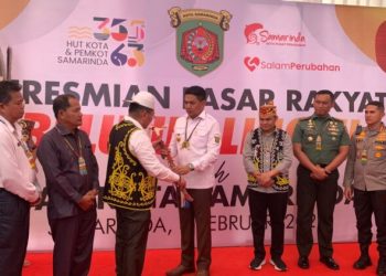 Resmikan Pasar Rakyat Beluluq Lingau, Andi Harun Harapkan Peningkatan Perekonomian Masyarakat