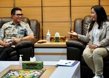 Andi Harun Terima Tim Visitasi Anugerah Tinarbuka, Sampaikan Komitmen Keterbukaan Informasi