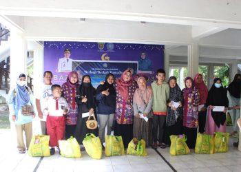 PKK Samarinda Berbagi Berkah ke Anak Yatim dan Kaum Dhuafa dari Donasi Woman’s Bazar Ramadhan
