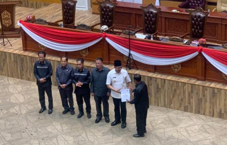 Rapat Paripurna DPRD Kota Samarinda, Andi Harun Sampaikan LKPJ TA 2022