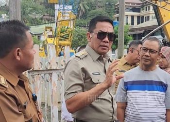 Pengendalian Banjir, Wali Kota Samarinda Tinjau 4 Titik Lokasi Sekaligus