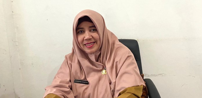 Syarifah Rosita, Disnakertrans (ist)