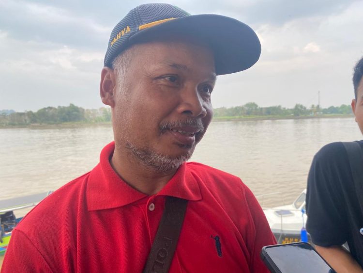 Kepala Desa Embalut, Yahya (ist)