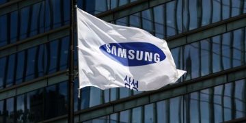 Samsung Sang Raksasa Elektronik Global