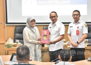 Rusmadi Buka Rakor “Samarinda Menuju Kota Layak Anak Kategori Utama Tahun 2024”