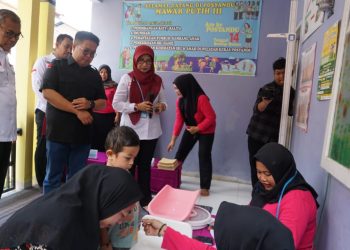 Rendi Solihin & Tim Pendamping Keluarga (ist)