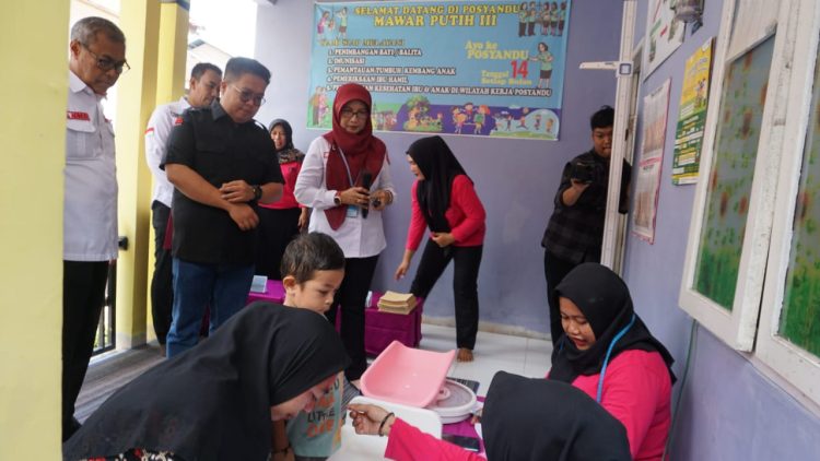 Rendi Solihin & Tim Pendamping Keluarga (ist)