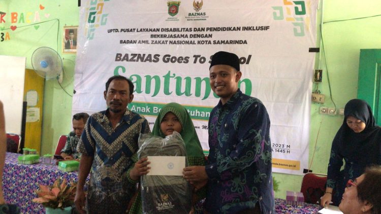 Dari Siswa Untuk Siswa, Melalui Program Durian Baznas Samarinda Salurkan Bantuan untuk Anak Berkebutuhan Khusus di SDN 002 Loa Janan Ilir