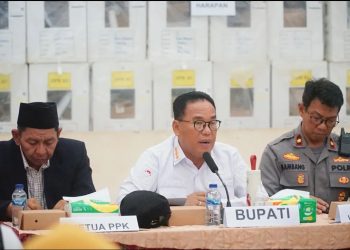 Pj Bupati PPU Hadiri Rapat Pleno Penetapan Rekapitulasi Hasil Perhitungan Suara Pemilu 2024 Kecamatan Sepaku