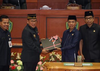 Hadiri Sidang Paripurna DPRD PPU, Pj Bupati Makmur Marbun Sampaikan LKPJ Tahun 2023