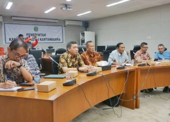 Pemkab Kukar ikuti Konsultasi Publik Percepatan Pembangunan IKN secara virtual (dok.Prokom Kukar/Linimasa.co)