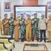 Asisten II Setdakab Kukar, Ahyani Fadiannur dan tim survei teknis Latsitarda Nusantara XLIV/2024 (dok.Prokom Kukar/Linimasa.co)