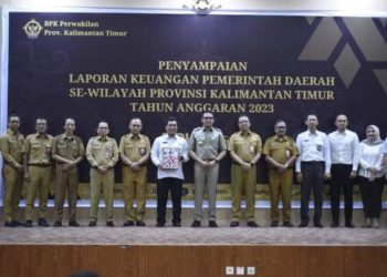 Wali Kota Samarinda Serahkan Laporan Keuangan 2023 kepada BPK RI Perwakilan Kalimantan Timur