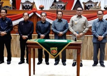 Wali Kota Samarinda Serahkan Laporan Keuangan 2023 kepada BPK RI Perwakilan Kalimantan Timur