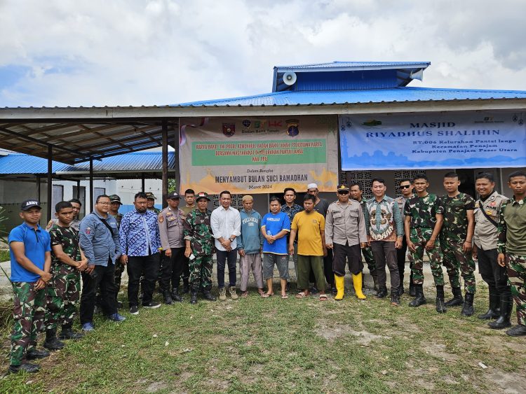 Kedepankan Sinergitas TNI – POLRI dengan Komponen Masyarakat Dandim 0913/PPU Fokus Karya Bakti di 5 Kelurahan terdekat Bandara VVIP