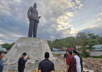 Wabup Kukar, Rendi Solihin bersama rombongan (ist/Linimasa.co)