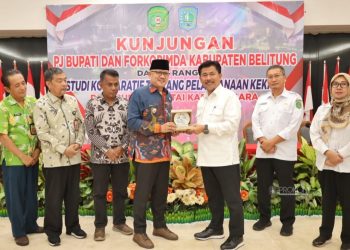 Sekda Kukar, Sunggono menerima kunjungan studi komparatif Kabupaten Belitung (dok.Prokom Kukar/Linimasa.co)
