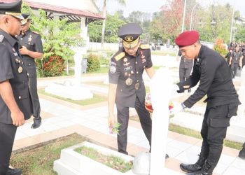 Kantor Wilayah Kemenkumham Kaltimtara Menggelar Upacara Tabur Bunga untuk Peringati Hari Bhakti Pemasyarakatan ke-60