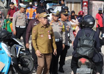 Pantau Langsung Persiapan Arus Mudik Lebaran, Pj Bupati PPU Tinjau Pelabuhan Feri dan Klotok