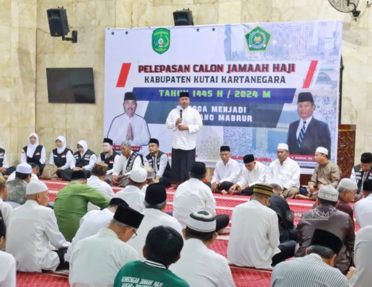 Bupati Kukar, Edi Damansyah memberi sambutan (dok.Prokom Kukar/Linimasa.co)