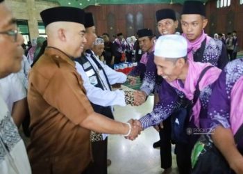 Pelepasan Calon Jamaah Haji Kukar 2024 (dok.Prokom Kukar/Linimasa.co)
