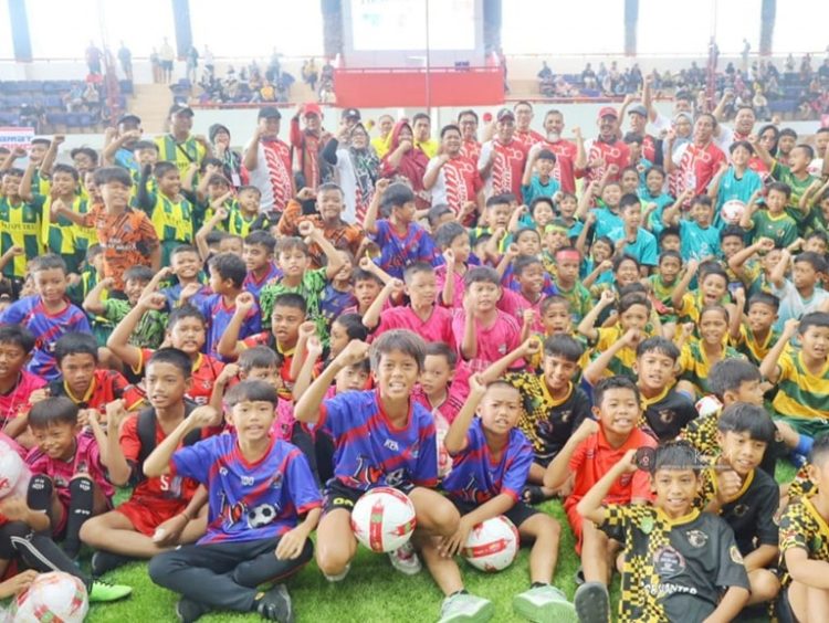 Peserta Festival Sepak Bola Usia Dini Dispora Kukar (dok.Prokom Kukar/Linimasa.co)