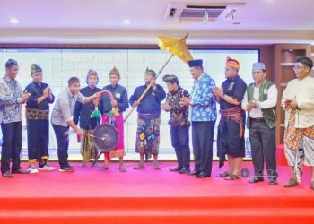 Pembukaan Musda I Aliansi Sasak Lombok Indonesia Kukar, (dok.Prokom Kukar/Linimasa.co)