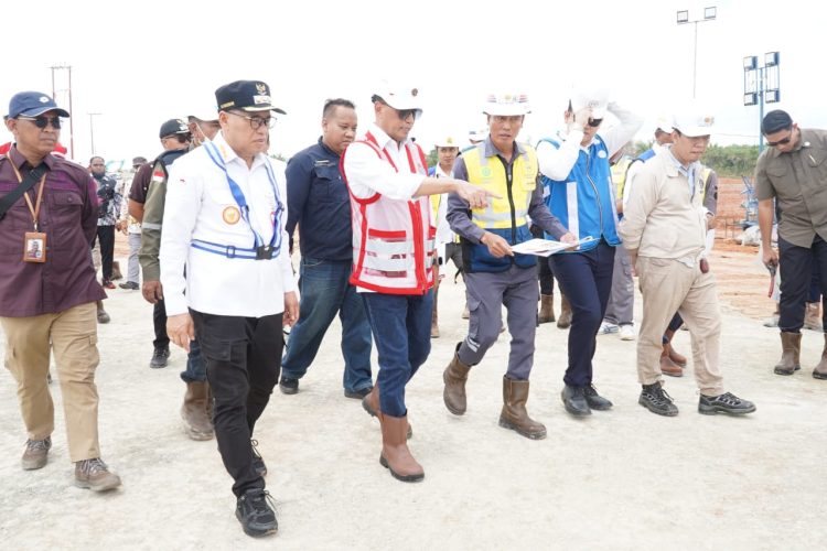 Pj. Bupati PPU Makmur Marbun Dampingi Menhub Tinjau Kesiapan Bandara VVIP IKN dan Sarana Pendukung Lainnya Jelang HUT RI.
