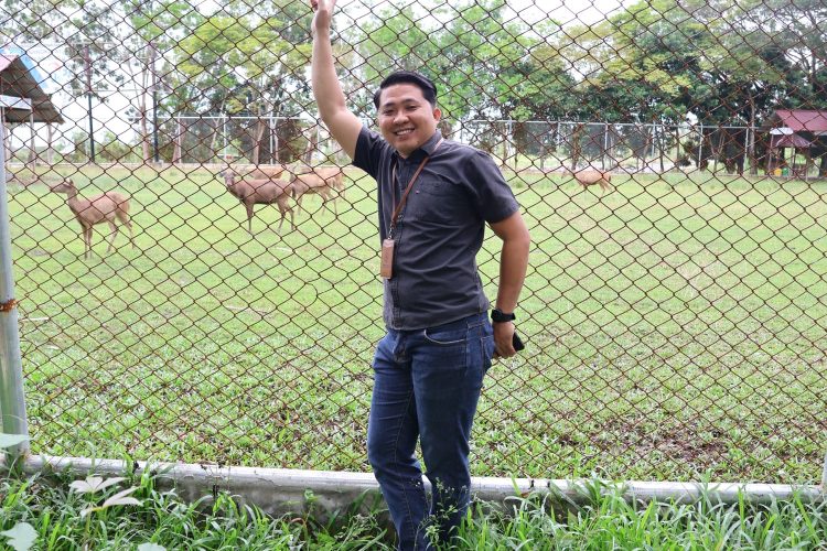 Kunjungi Penangkaran Rusa, Davindo: Pokoknya Seru Bisa Hilangkan Stres