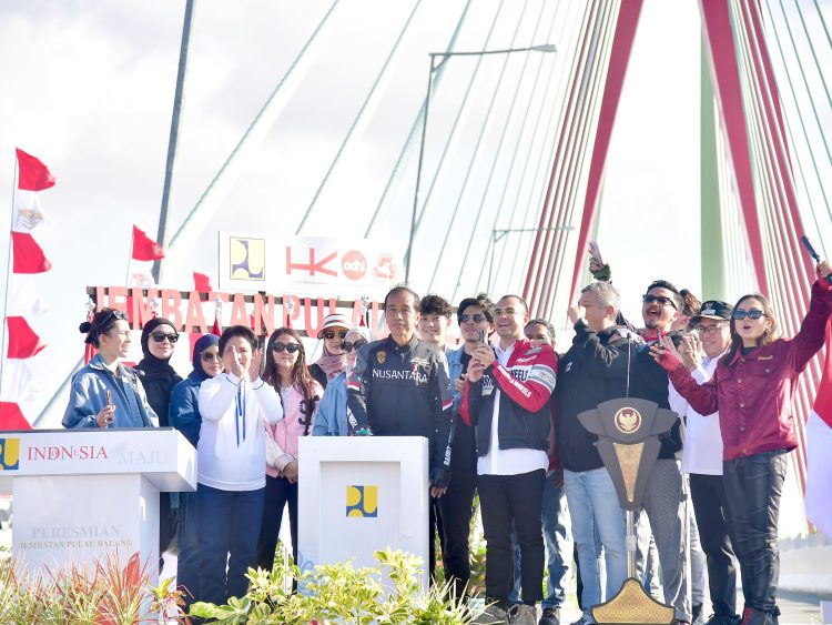 Resmikan Jembatan Pulau Balang, Presiden Jokowi: Dukung Konektivitas di Kaltim