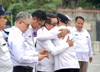 Apel Gabungan Terakhir Pj Bupati PPU Makmur Marbun Penuh Haru, Pegawai Berebut Mengabadikan Momen