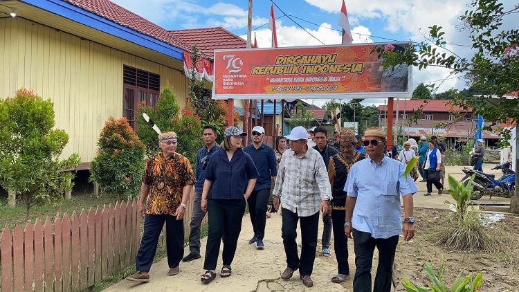 Pasangan Calon Bupati Mahakam Ulu No urut 3, Mayang dan Stanislaus, Gelar Kampanye di Long Pahangai