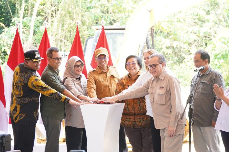 Pj Bupati Zainal Arifin PPU Resmi Buka Groundbreaking Pusat Plasma Nutfah Nasional di Mentawir