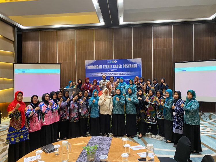 Pj Bupati PPU Buka Bimtek Transformasi Posyandu, Sebut Mitra Penting dalam Pembangunan Desa