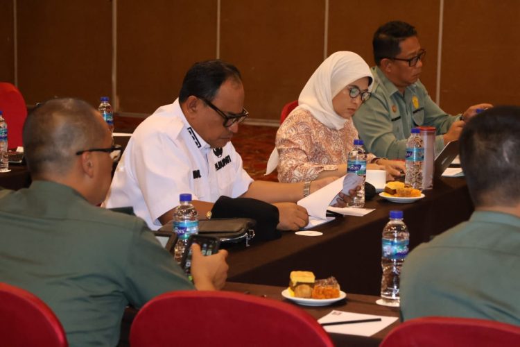 Pj Bupati PPU Hadiri Ekspose Hasil Pendataan Tanah untuk Proyek Pengendalian Banjir dan Tol IKN