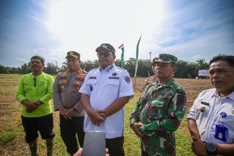 Pemkab PPU Sinergi dengan TNI-Polri, Gelar Penanaman Jagung Perdana di Desa Gunung Mulia
