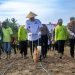 Pj Bupati PPU Bagikan Bibit Gratis untuk 54 Kelurahan dan Desa, Dorong Ketahanan Pangan