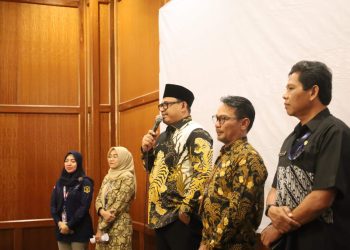 Pj Bupati PPU Zainal Arifin Beri Motivasi Peserta Tes CAT CPNS, Minta Tetap Semangat dan Positif