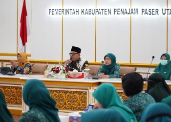 Pj Bupati Zainal Arifin Buka Rakor TP PKK PPU, Dorong Perkuat Peran Keluarga