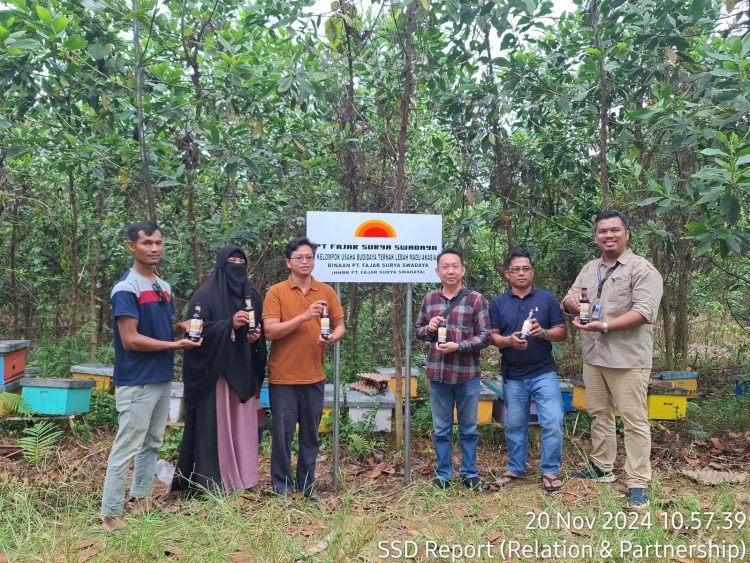 PT. Fajar Surya Swadaya Bina Kelompok Usaha Lebah Madu Akasia Di Kabupaten PPU