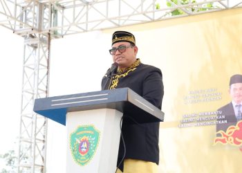 Pj Bupati PPU Zainal Arifin Resmi Tutup Festival Belian Adat Paser Nondoi 2024