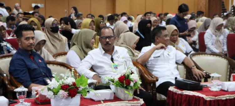 Pemkab PPU Dorong Pendidikan Berbasis Digital dan Lingkungan melalui Aplikasi Pembelajaran dan Progran Gemar Menanam