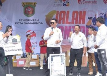 Hari Jadi ke-357 Kota Samarinda, Pemkot Samarinda Adakan Jalan Sehat Bersama Masyarakat